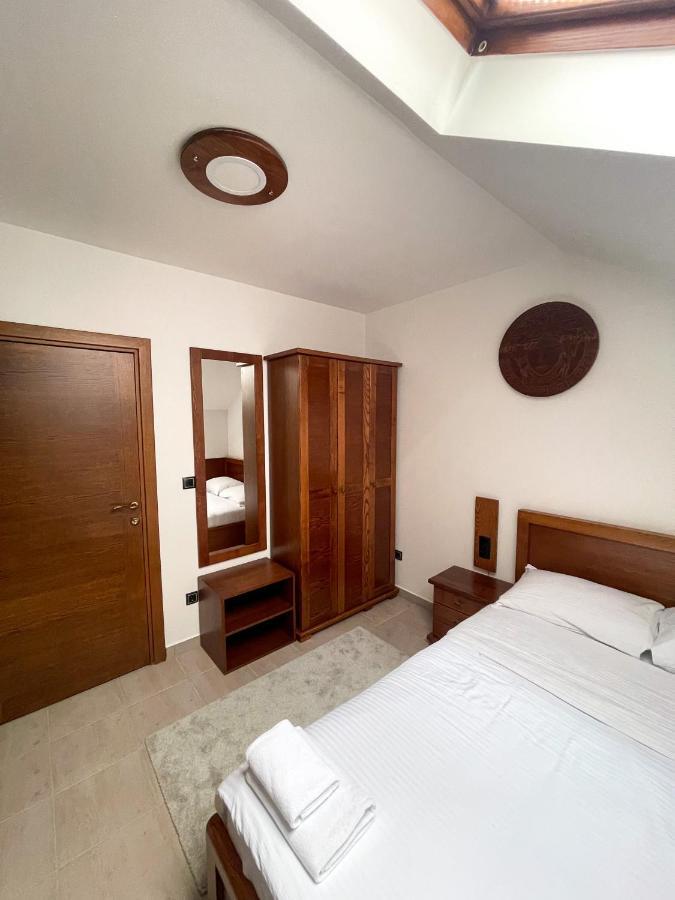Apartments & Rooms Brijest Plav Extérieur photo